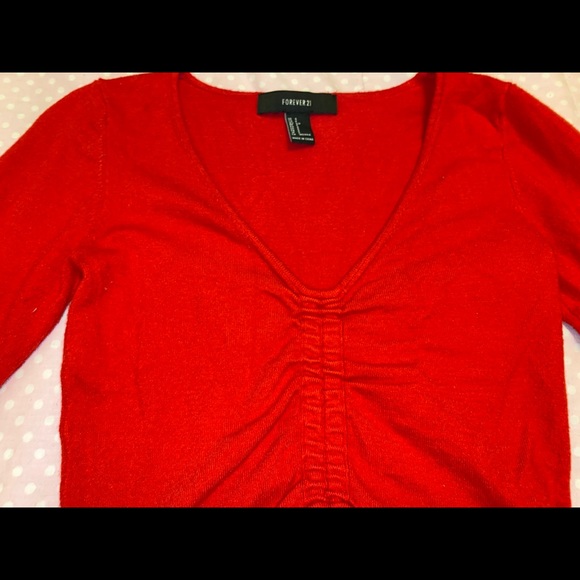 💓F21 red crop top - Picture 2 of 4